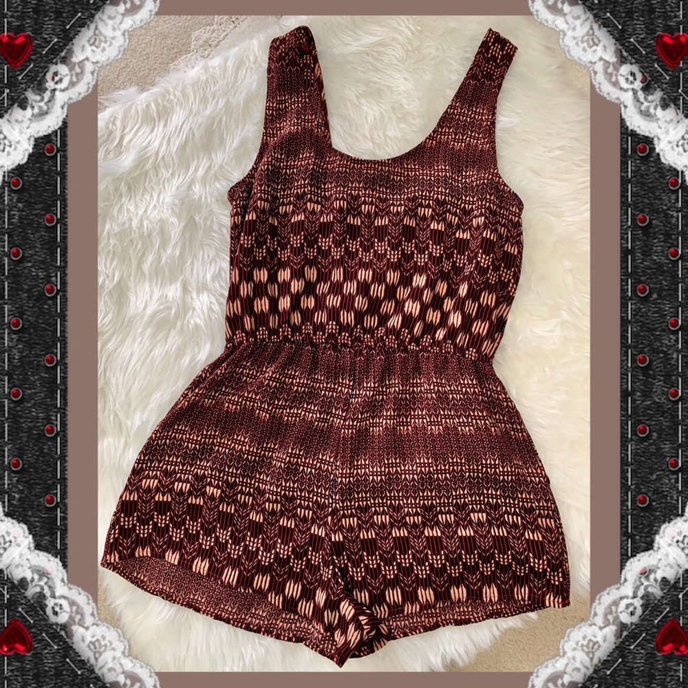 Forever 21 Print Sleeveless Romper